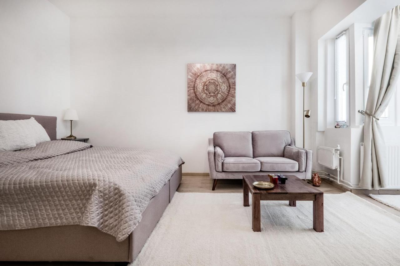 Viktoria Design Studio Apartment Будапеща Екстериор снимка