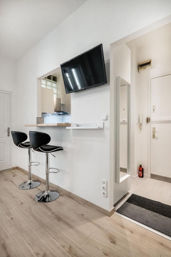 Viktoria Design Studio Apartment Будапеща Екстериор снимка
