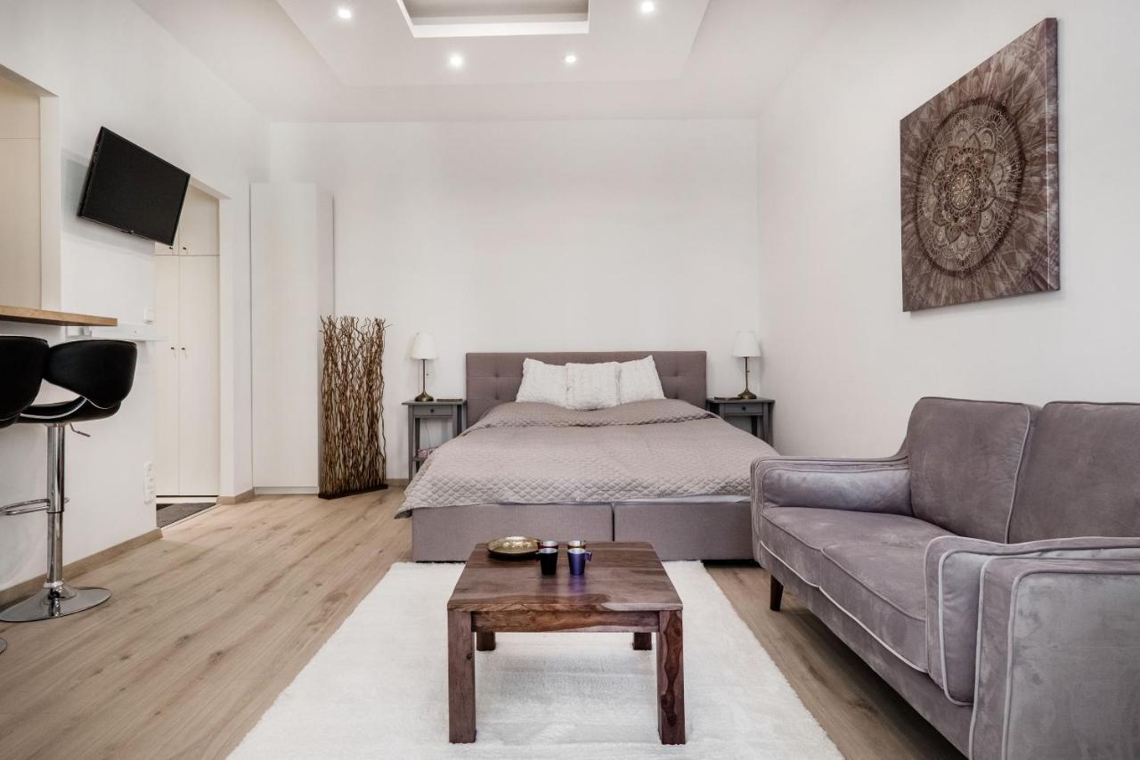 Viktoria Design Studio Apartment Будапеща Екстериор снимка