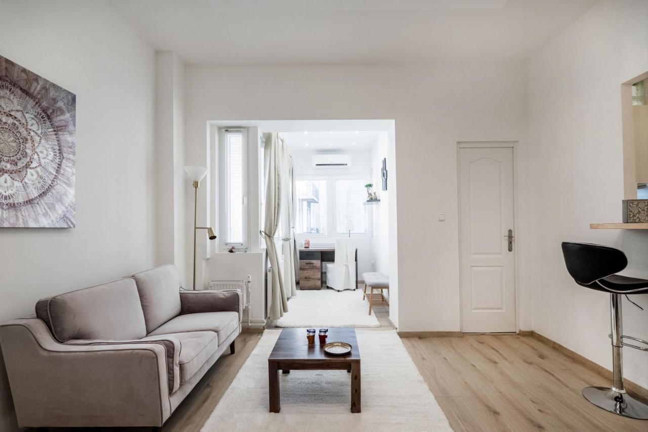 Viktoria Design Studio Apartment Будапеща Екстериор снимка